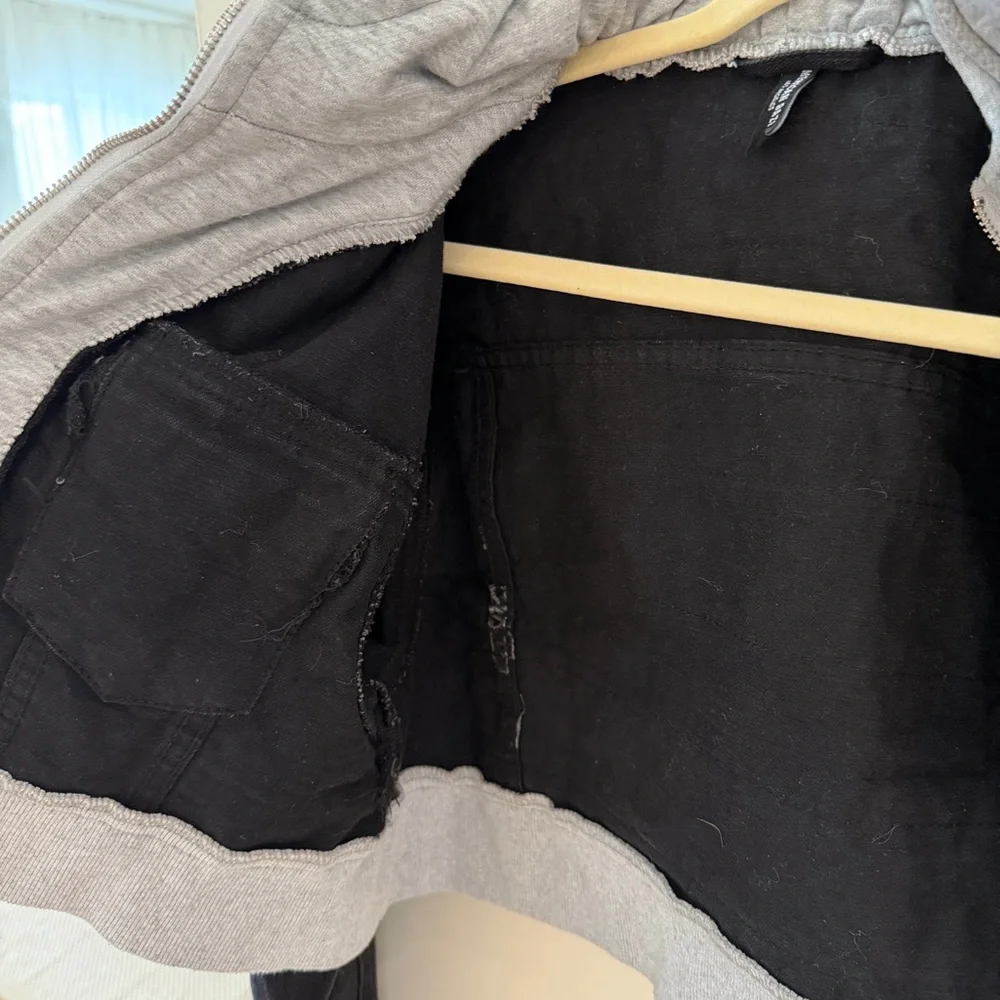 American Bazi Fashion Tour Cropped Denim Jacket with Gray Hoodie - Medium - Picture 8 of 13